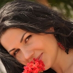 Perfil de Louella